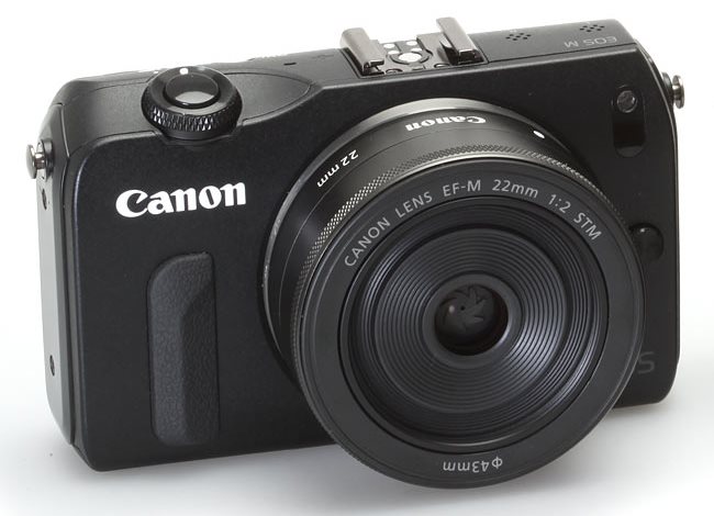 Canon EOS M 22 F2